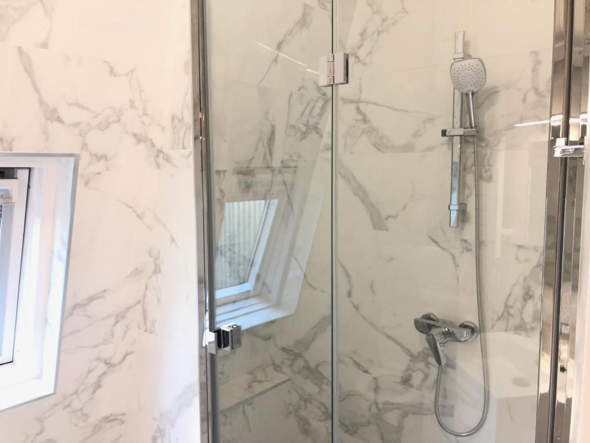 Elegance Haussmanienne, Studio Moderne Et Cosy Paris Eksteriør billede