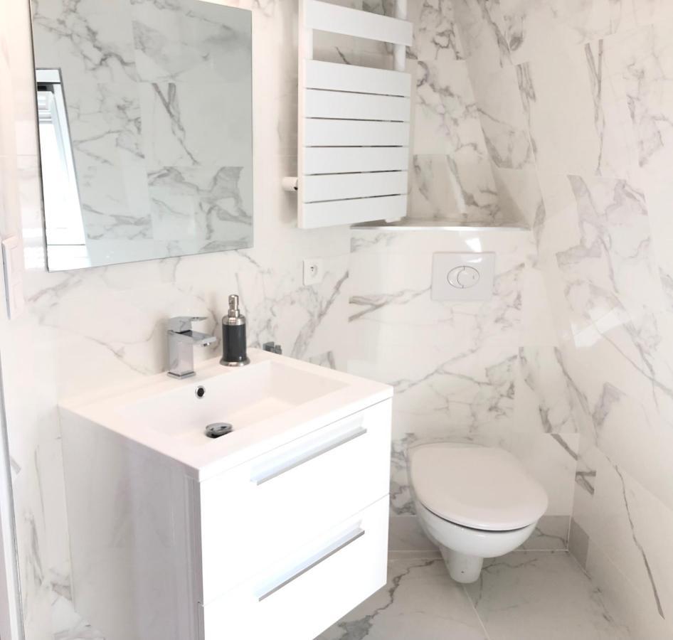 Elegance Haussmanienne, Studio Moderne Et Cosy Paris Eksteriør billede